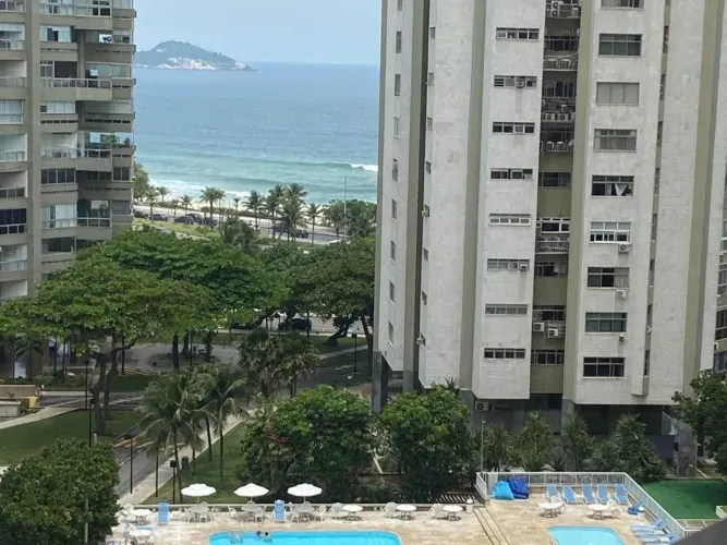 BARRA SUMMER DREAM VENDO 3 QTOS COM VISTA PARA O MAR