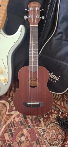 Ukulele Kalani Soprano 21