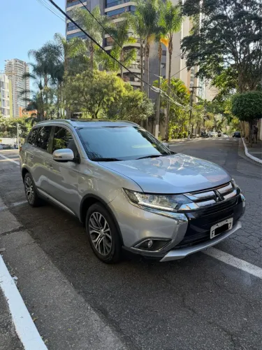 Mitsubishi Outlander 2.0 16V 160cv Aut. 2017