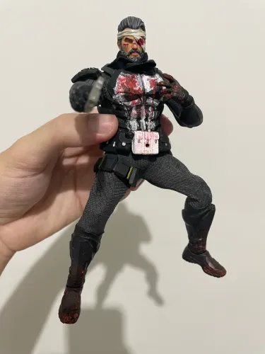 Justiceiro Punisher custom  Mezco + Moto Mcfarlane (leia a descrição)