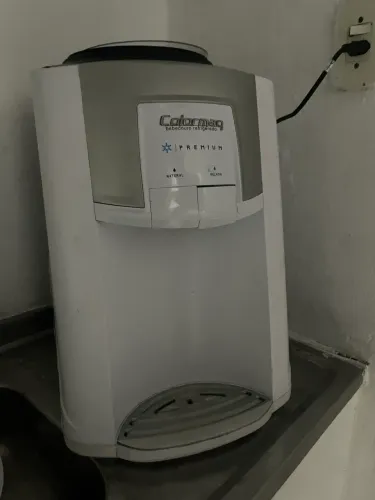 Bebedouro geladeira