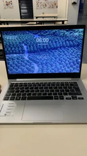 Galaxy Book Go