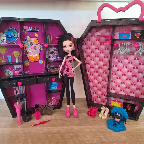 Caixão Draculaura Monster High