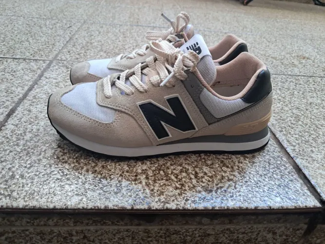 Tênis New Balance estilo 574 bege original nº 36