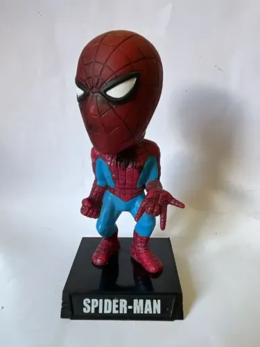 boneco funko bobblehead homem aranha marvel