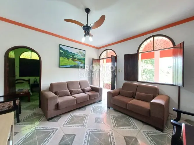 Chácara com 4 quartos em Mercês