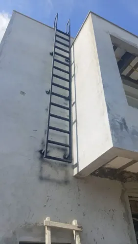 Escada marinheiro segura e barato R$ 2,500 instalada *