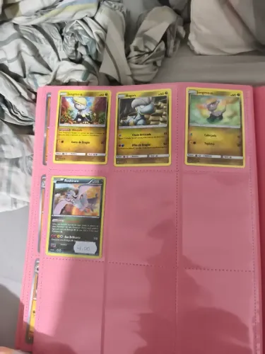 103 cartas pokémon a venda