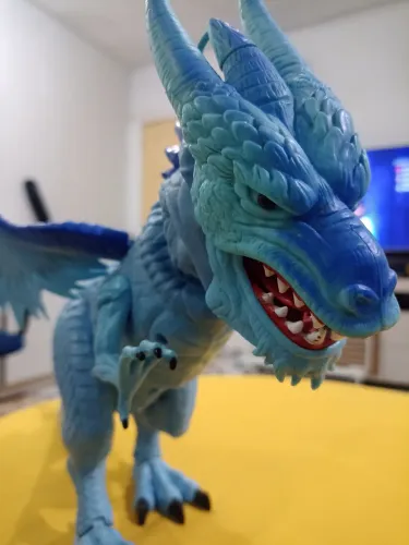 Robô Dragão de Gelo que Cospe Fumaça (Leia a Descrição)