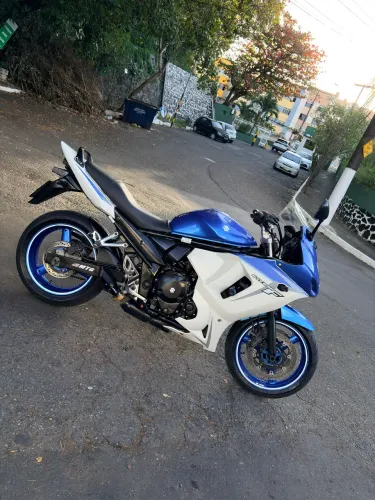 Suzuki GSX 650F - Esportividade, tecnologia e desempenho