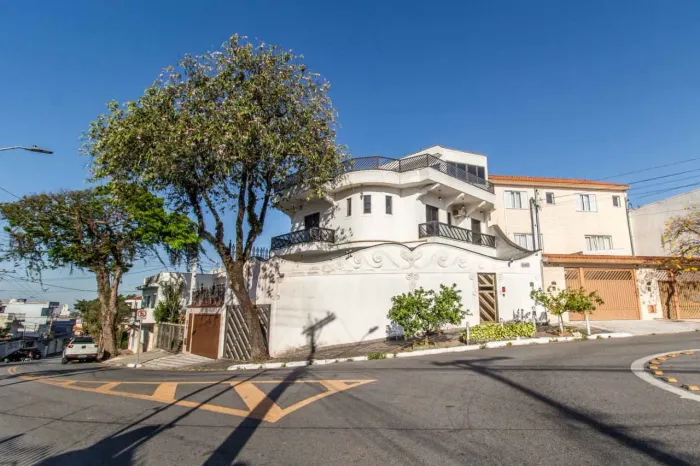 Casa comercial na Rua Canhoneira Mearim, 540 400 m²