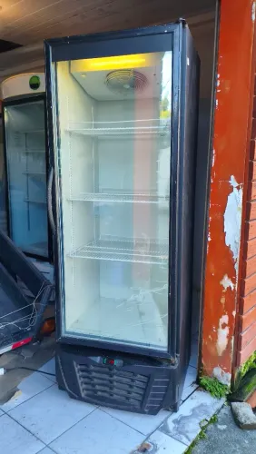Geladeira Expositora Gelopar 