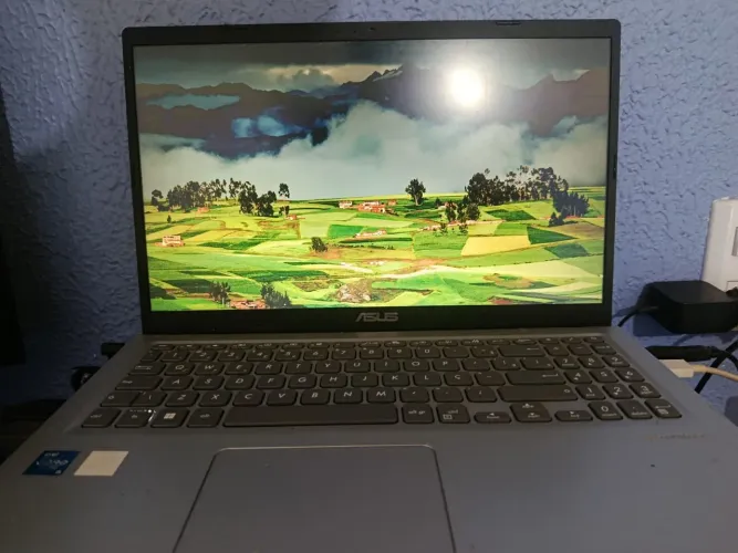 Notebook Asus vivobook i5 8 ram