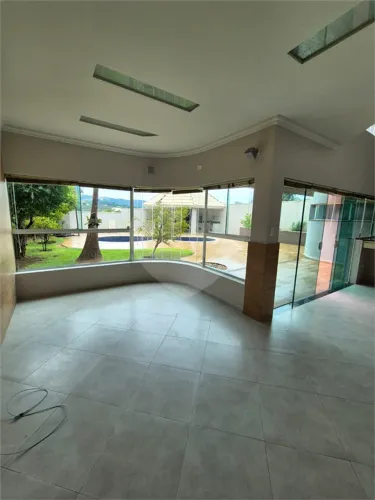 Belíssimo Sobrado para "Locação" no Villagio Capriccio Louveira SP.