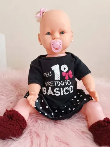 Boneca Bebê Grande 55cm com Som - Tipo Baby Born só tem que pôr a bateria 