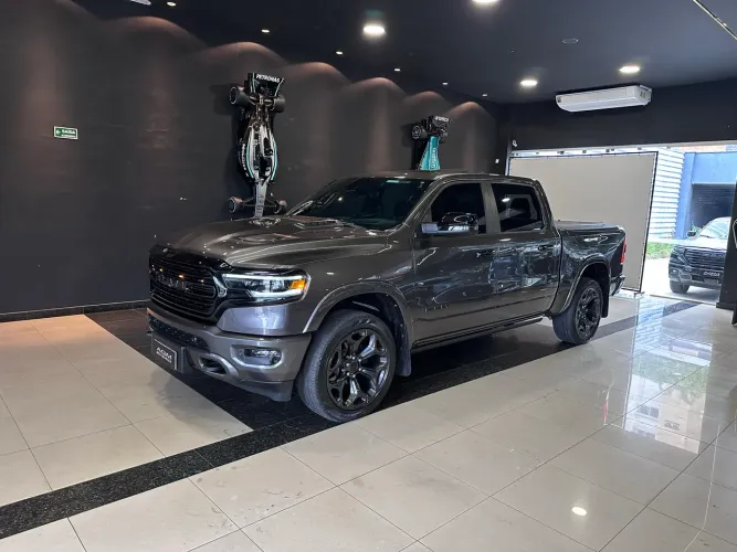 Ram 1500 Limited Night Edition 5.7 4X4 Aut. 2024