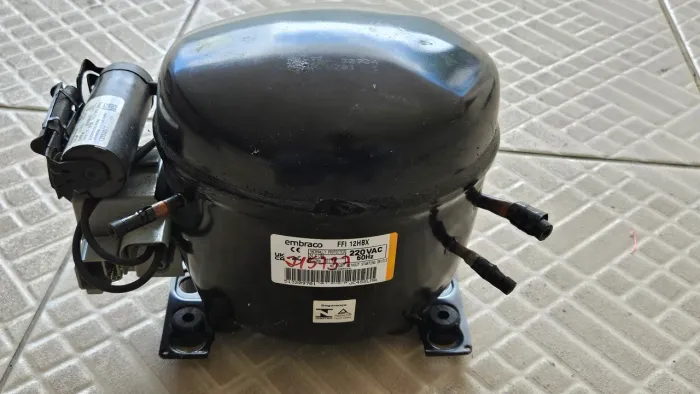 Motor compressor refrigerador Embraco 1/3+ HP FFI12HBX 220V