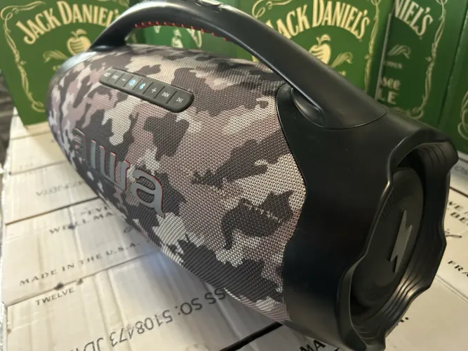 Aiwa boombox camuflada (ACEITO TROCA EM JBL BOOMBOX 3)