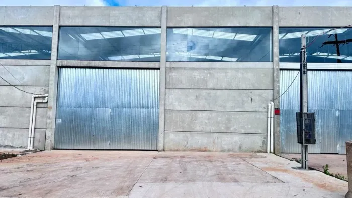 Deposito pavilhão galpão comercial porto alegre 200m2
