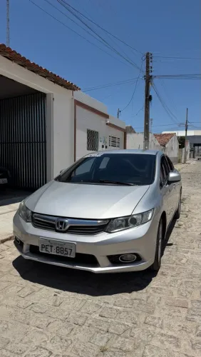 Honda Civic Sedan LXS 1.8/1.8 Flex 16V Mec. 4P 2013