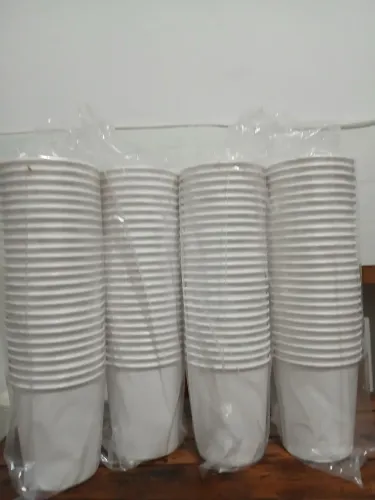 Baldes de papelão KFC,  sem tampa
