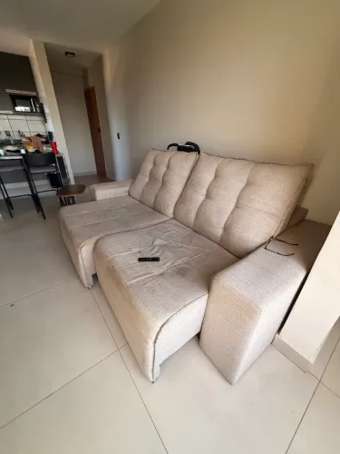 Sofá retrátil de linho