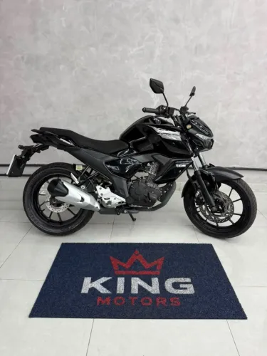 FZ15