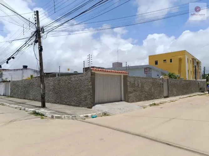 VENDO CASA| 4 QUARTOS| 450M²| 4 VAGAS| NO BAIRRO DO JANGA - PAULISTA