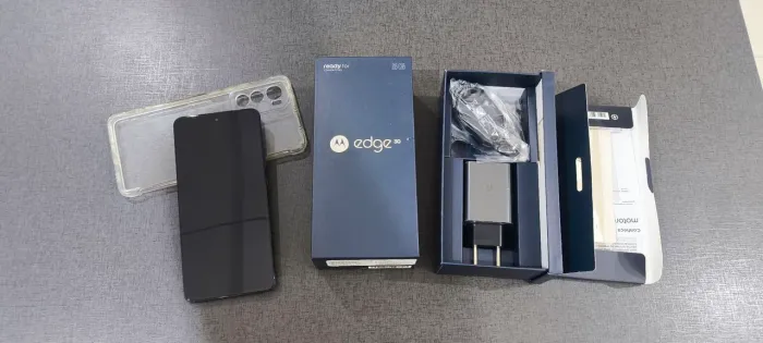 Moto Edge 30 5g