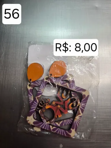 Brincos