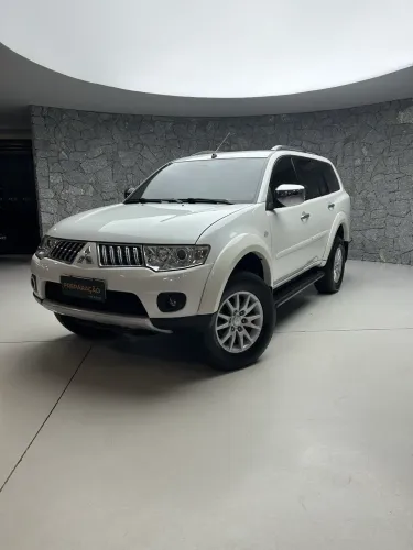 Mitsubishi Pajero Dakar 3.2 4X4 T.i. Dies. 5P Aut. 2010