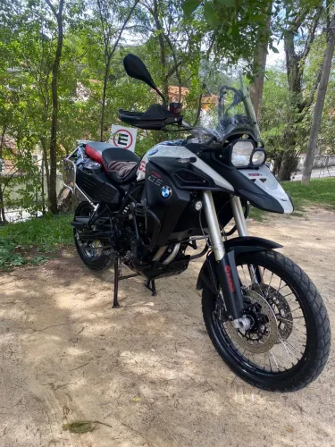 Moto BMW impecável