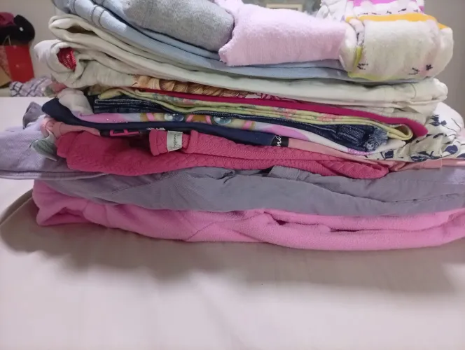Lindo lotes de roupas de menina tamanho 6