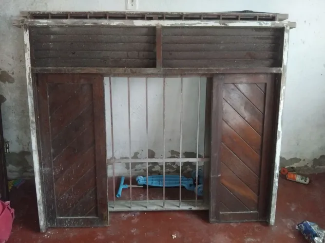 Dois janelas pra vender