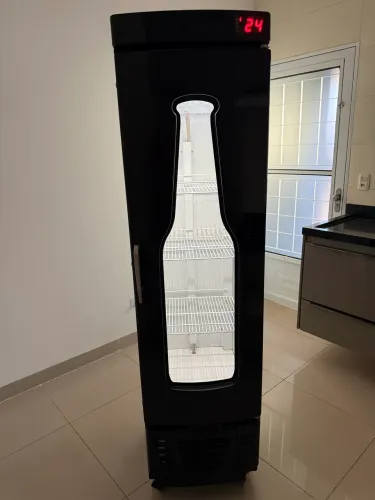Cervejeira em bom estado