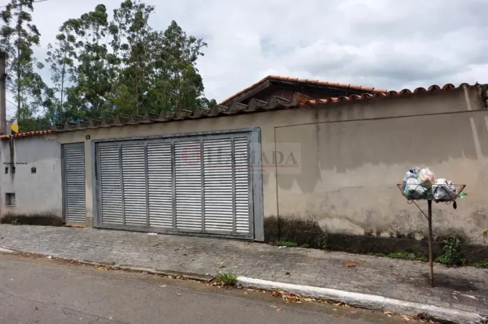 Casa Térrea para Venda em São Paulo, Jardim Guarapiranga, 2 dormitórios, 1 banheiro, 3 vag