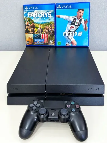 Playstation 4 + 2 jogos mídia física