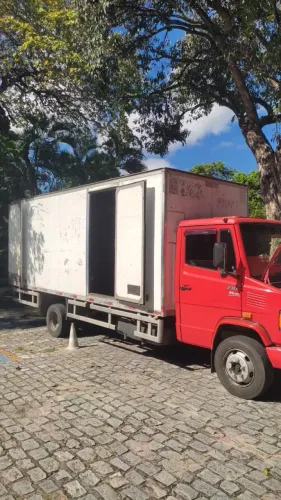 Mudança e frete Baú de 6m