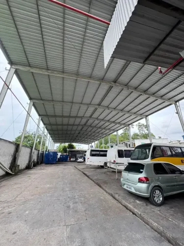 Galpão prox. a av das Torres, 1600m2, escritorio, estacionamento! 9 8 1 6 5 2 7 1 5