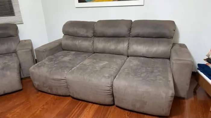 Conjunto de Sofás Retráteis e Reclináveis em Suede - 3 e 2 Lugares