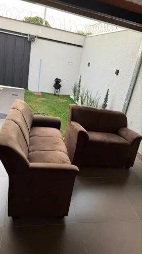 Vendo sofá usado 250,00