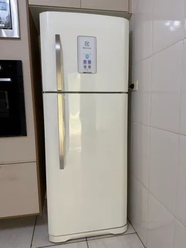 GELADEIRA ELECTROLUX TF52 - 464 L