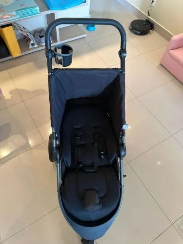 Carrinho de Bebê Maxi Cosi - Muito Novo