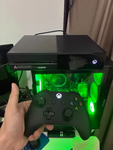 Vendo Xbox one 1TB
