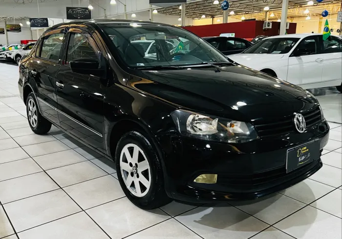 Volkswagen Voyage Trend 1.6 MI Total Flex 8V 4P 2014