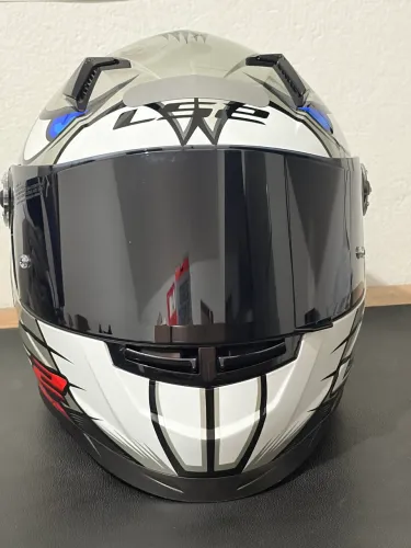 Vendo capacete LS2 Alex Barros