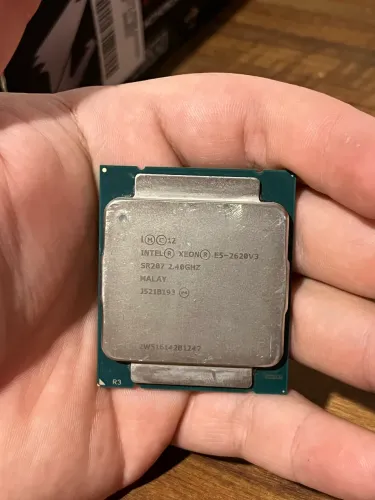 Xeon E5 2620 v3