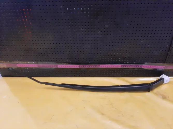 Braço Haste Limpador Para Brisa Direito Corolla Cross 2023 Direito