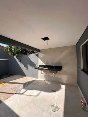 CASA LINDA REFORMADA PARA LOCAÇÃO EN VARZEA GRANDE