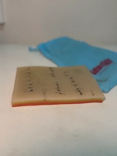 Suture Skin para Treinamento de Sutura - Ideal para Estudantes de Medicina
